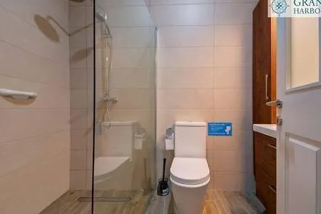 아파트 Spacious *